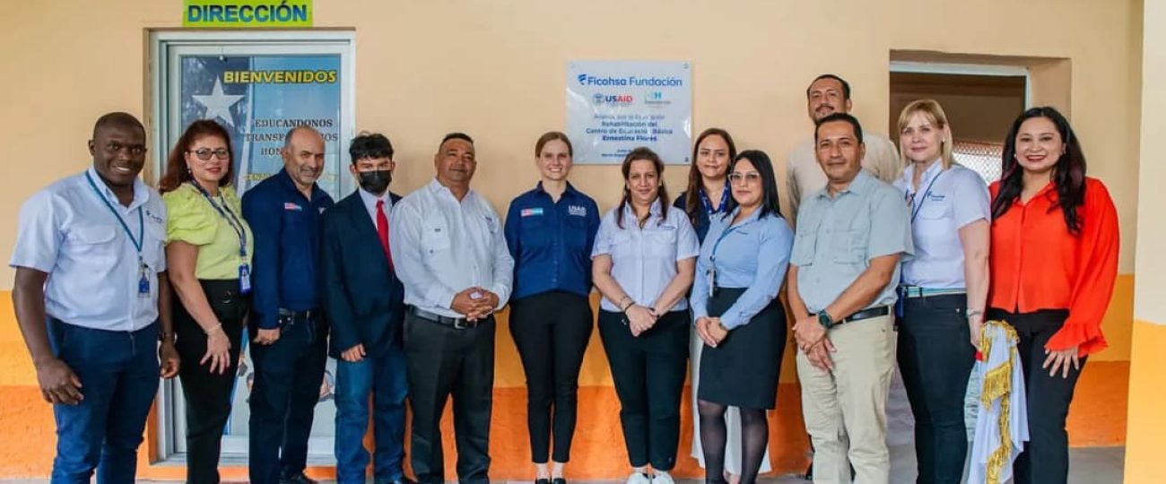 Educación para el futuro: compromiso de Ficohsa y USAID