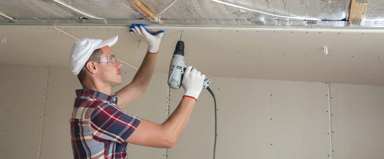 Emparrillados tee para cielos rasos: durabilidad y estilo en Panamá